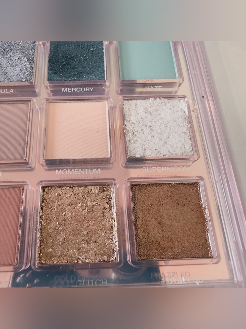 EUC Huda Beauty Mercury Retrograde Eyeshadow Palette - Picture 11 of 11